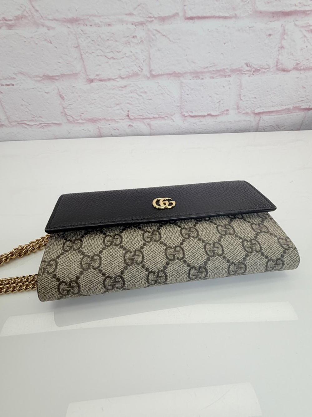 Gucci Bi-Color GG Marmont Wallet on a Chain - Picture 8 of 13